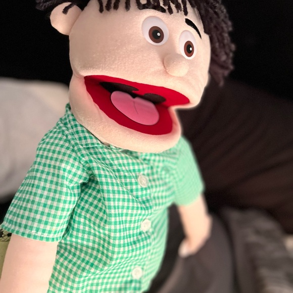 Silly puppets
 Brand new - Picture 4 of 9